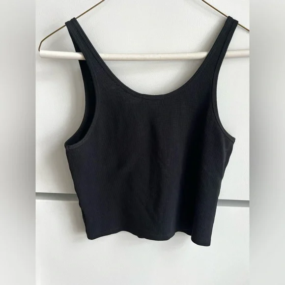 CLEARANCE Women’s Black Waffle Knit Tank Top - Picture 2 of 7